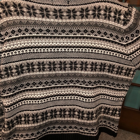 Sweater - Picture 3 of 3